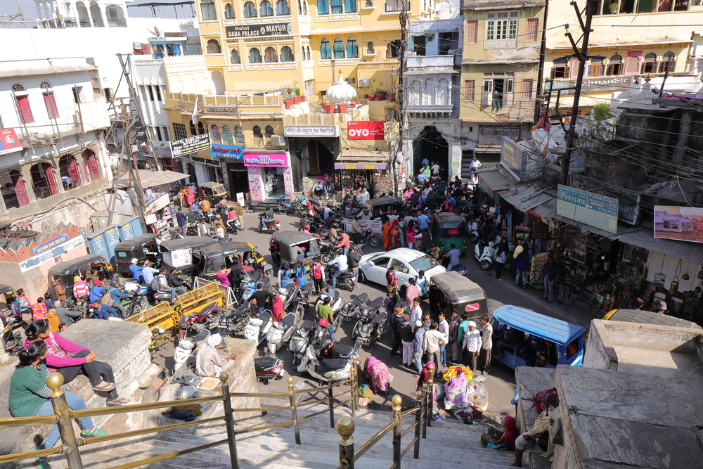 Heure de pointe au Jagdish Temple - Udaipur - Rajasthan - Inde