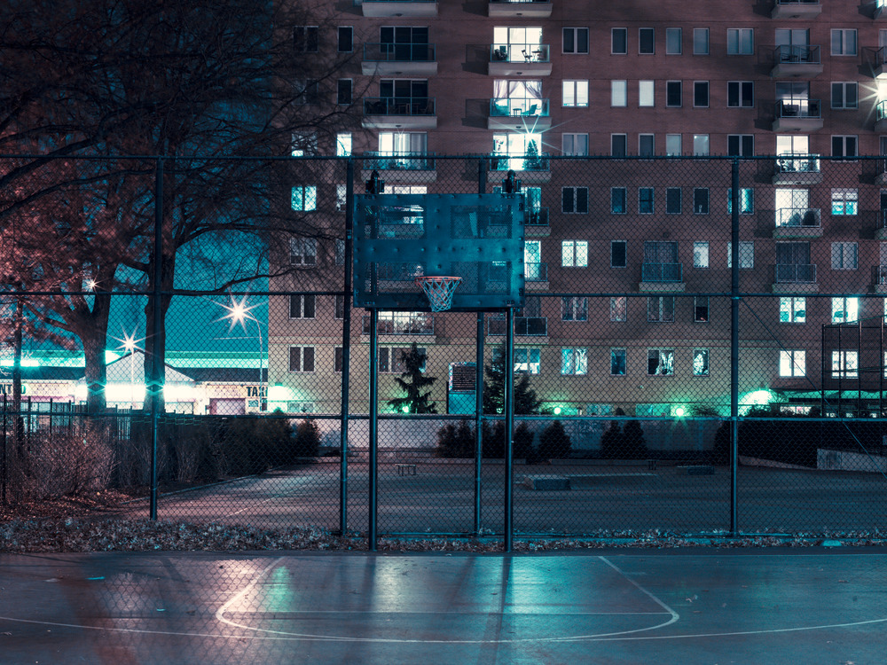 Blue Night, Parslope Court