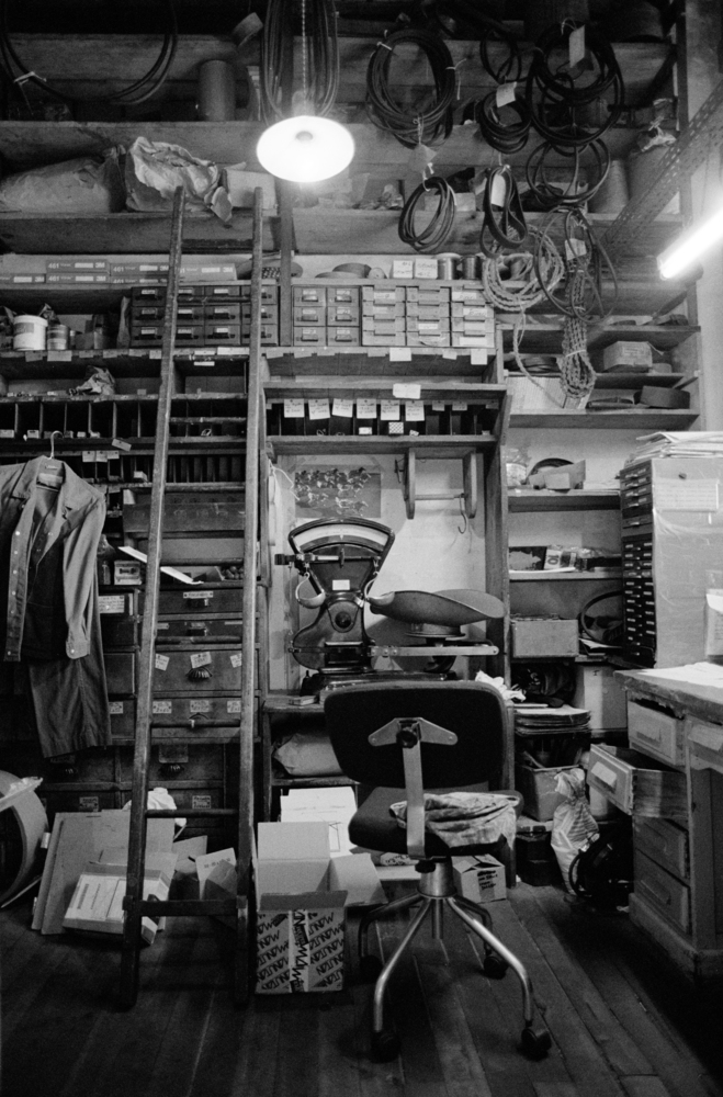 Ets E.Thibeau - Pièce servant de rangement pour la maintenance.