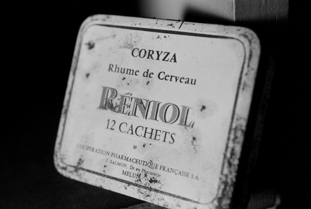 Ets E.Thibeau - Boite de cachets contre le "rhume de cerveau"